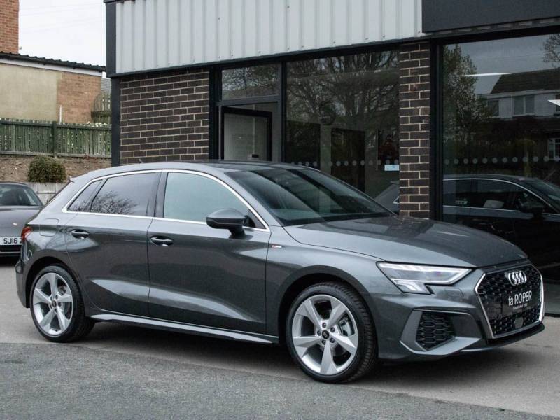 Audi A3   Registered:2022(22)