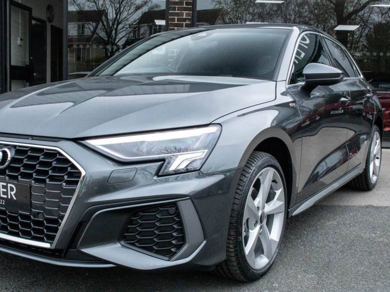 Audi A3   Registered:2022(22)