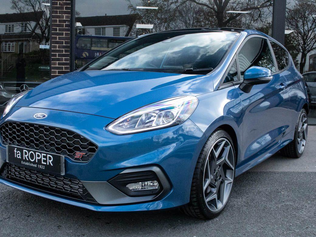 Ford Fiesta 1.5 ST-3 Ecoboost Performance Pack 3 door 200ps Hatchback Petrol Ford Performance Blue