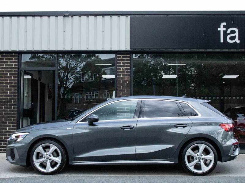 Audi A3   Registered:2020(70)