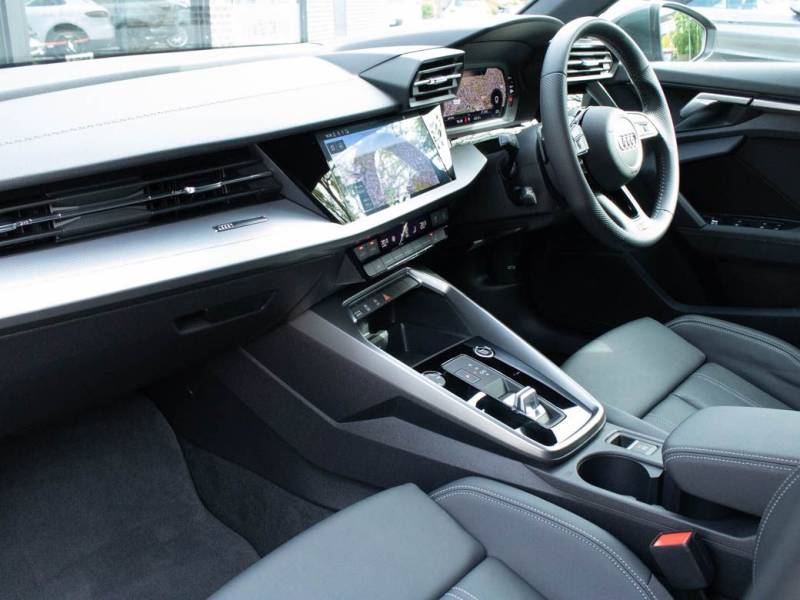 Audi A3   Registered:2020(70)