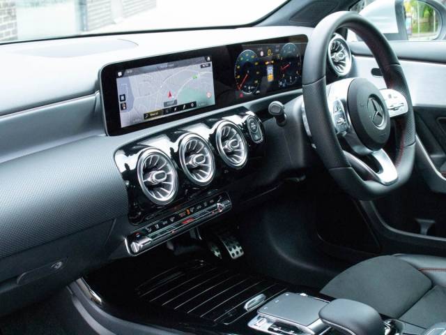2018 Mercedes-Benz A Class 1.3 A200 AMG Line Premium Auto