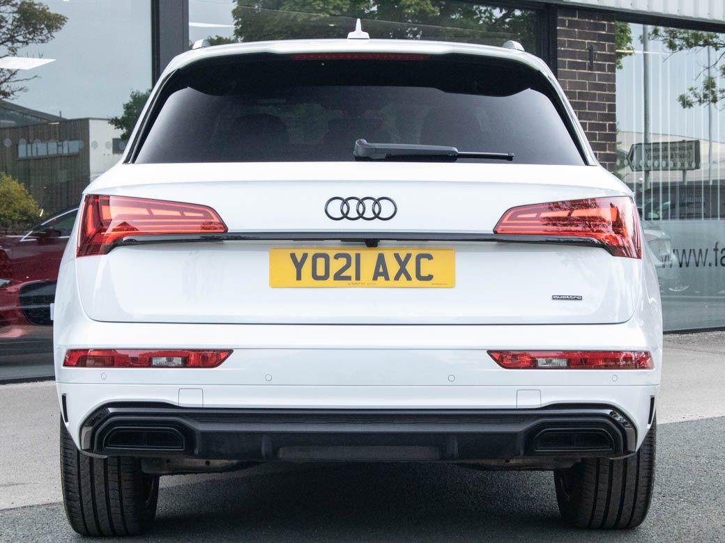 Audi Q5 2.0 TFSIe 50 Edition 1 quattro S-tronic PHEV Estate Petrol / Electric Hybrid Glacier White Metallic