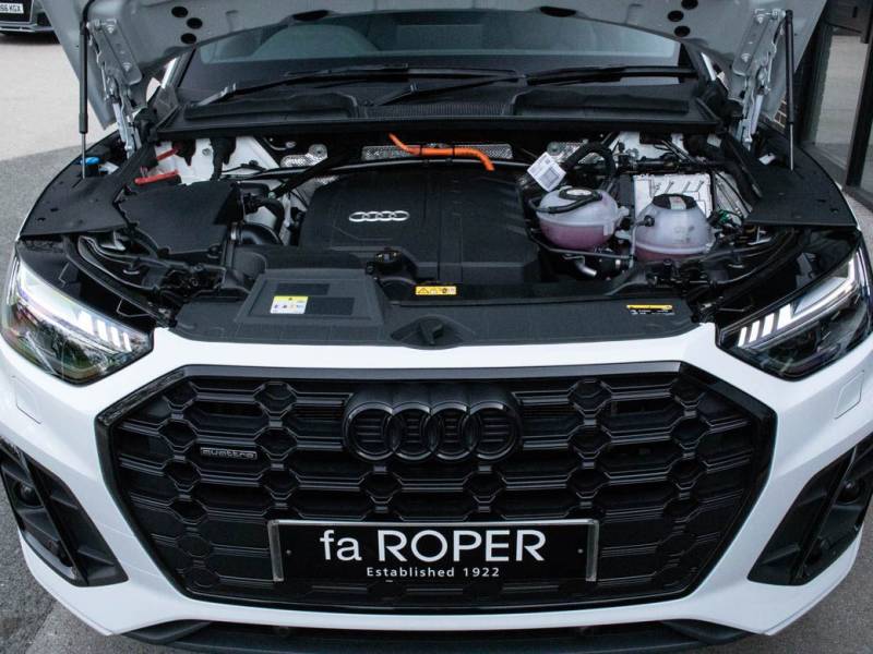 Audi Q5   Registered:2021(21)