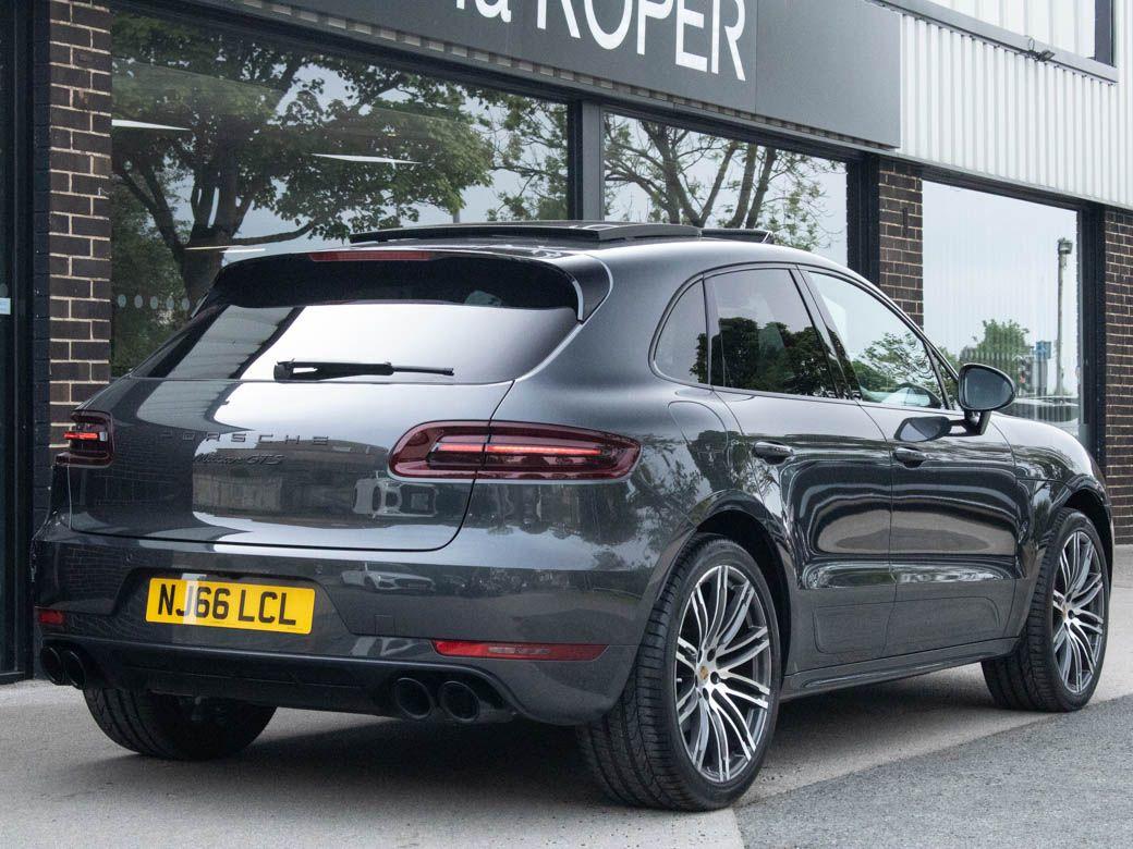 Porsche Macan GTS 3.0T V6 AWD PDK 360ps Estate Petrol Volcano Grey Metallic