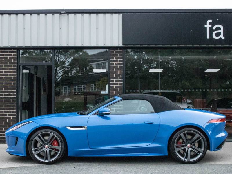 Jaguar F Type   Registered:2017(17)