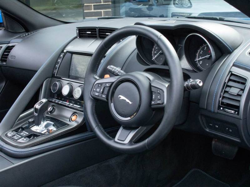 Jaguar F Type   Registered:2017(17)
