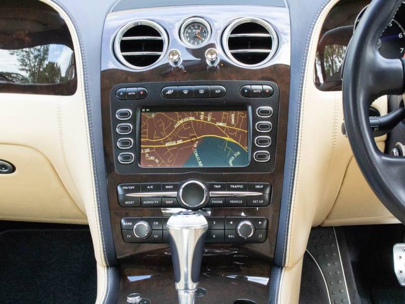 Bentley Continental GT   Registered:2006(56)