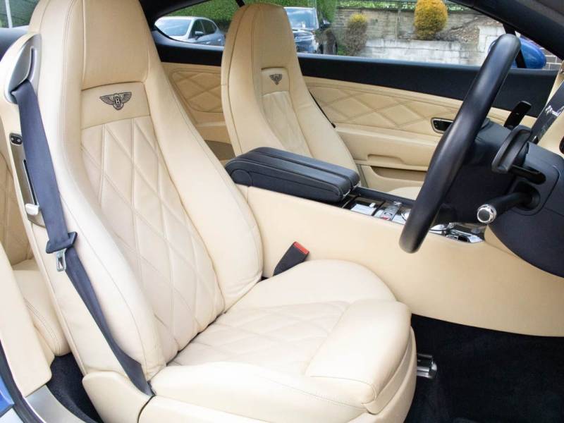 Bentley Continental GT   Registered:2006(56)