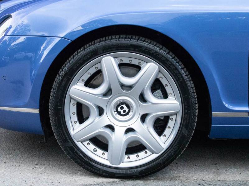 Bentley Continental GT   Registered:2006(56)