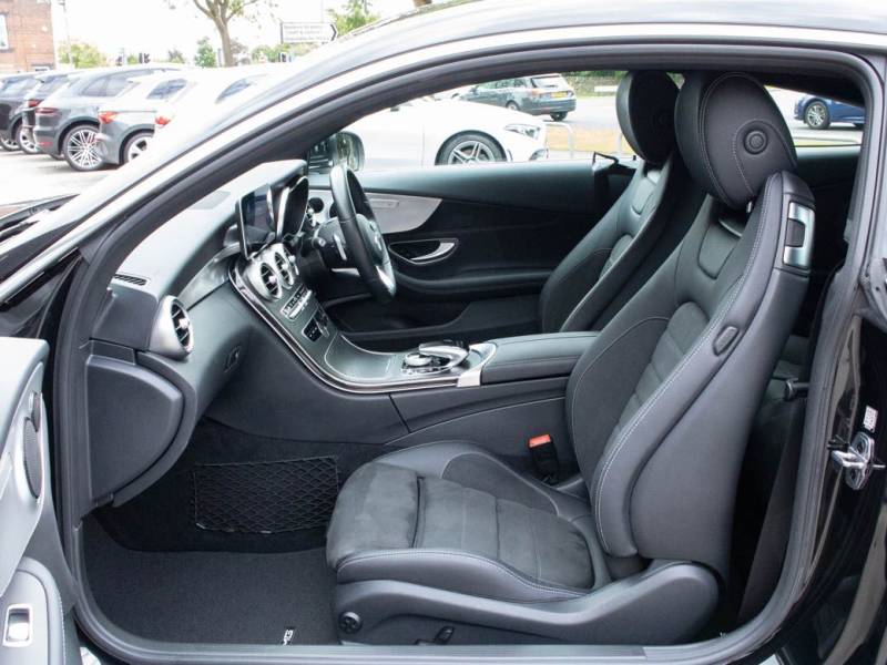 Mercedes Benz C Class   Registered:2019(19)