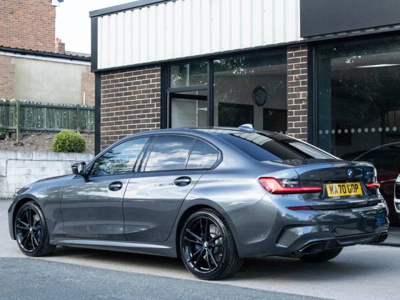 BMW 3 Series   Registered:2020(70)