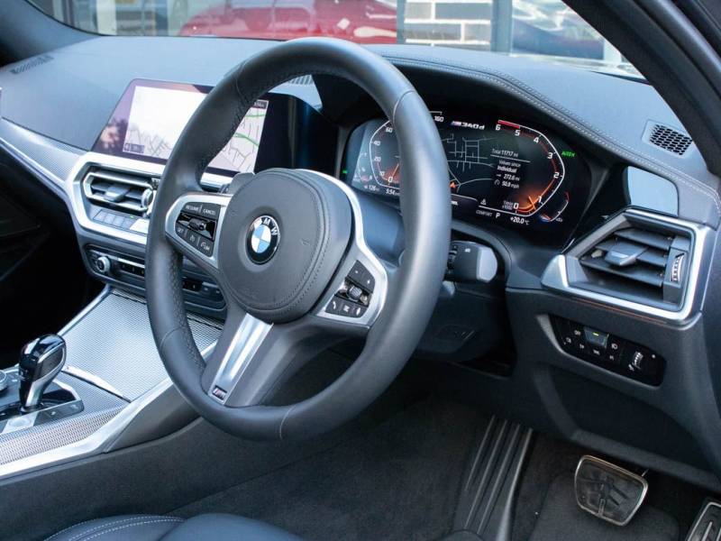 BMW 3 Series   Registered:2020(70)