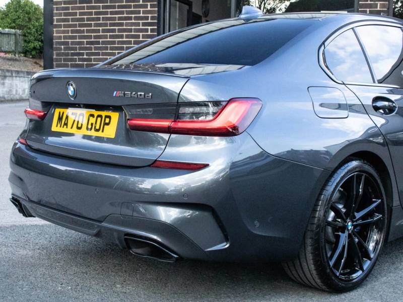 BMW 3 Series   Registered:2020(70)