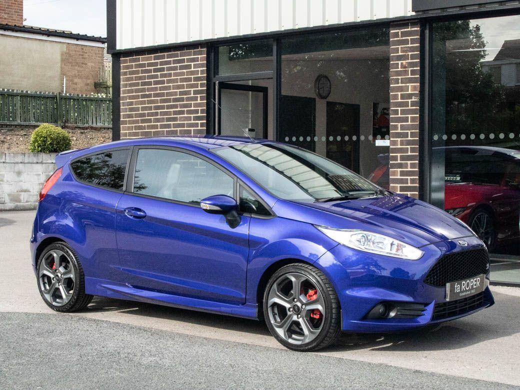 Ford Fiesta 1.6 EcoBoost ST-2 3 door 182ps Hatchback Petrol Deep Impact Blue Metallic