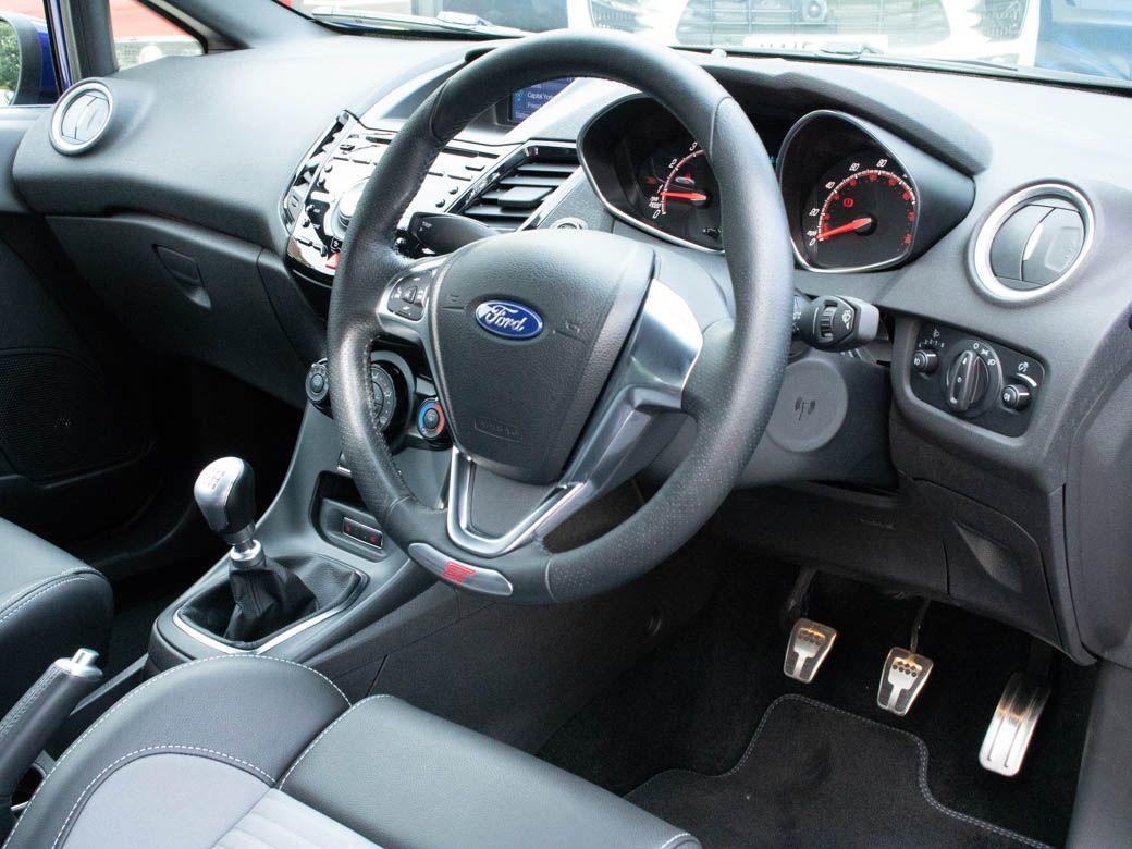 Ford Fiesta 1.6 EcoBoost ST-2 3 door 182ps Hatchback Petrol Deep Impact Blue Metallic