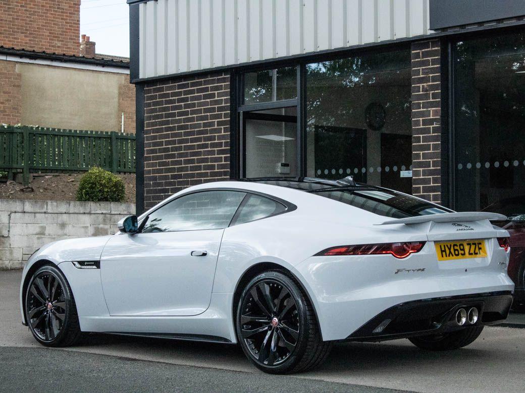 Jaguar F-Type 3.0V6 R-Dynamic Auto 380ps Coupe Petrol Yulong White Metallic
