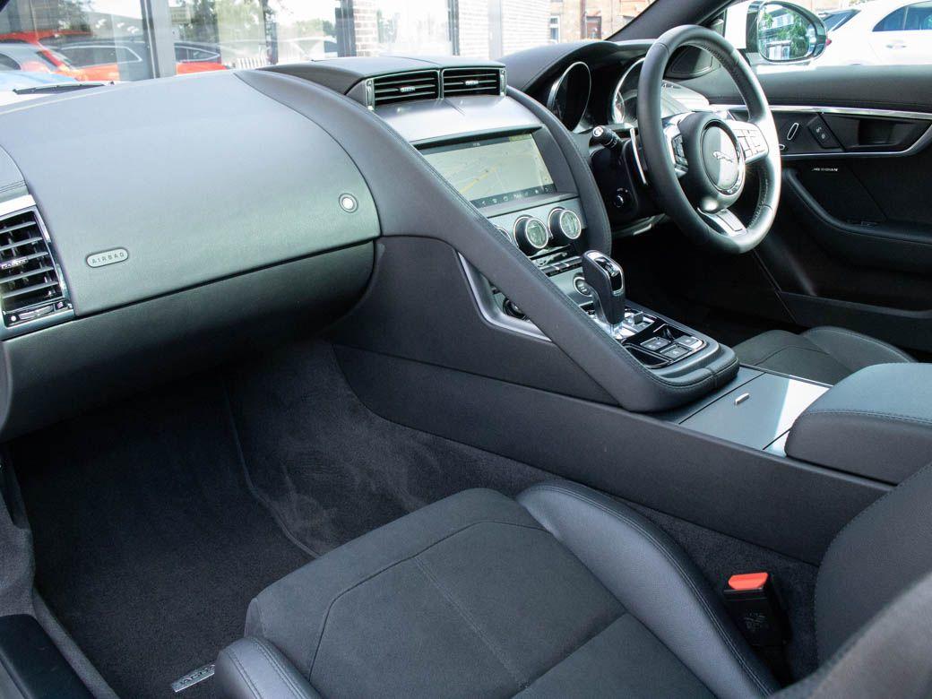 Jaguar F-Type 3.0V6 R-Dynamic Auto 380ps Coupe Petrol Yulong White Metallic