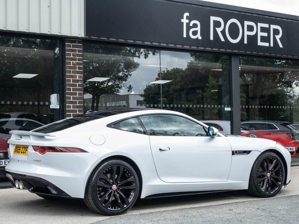 Jaguar F-Type 3.0V6 R-Dynamic Auto 380ps Coupe Petrol Yulong White Metallic