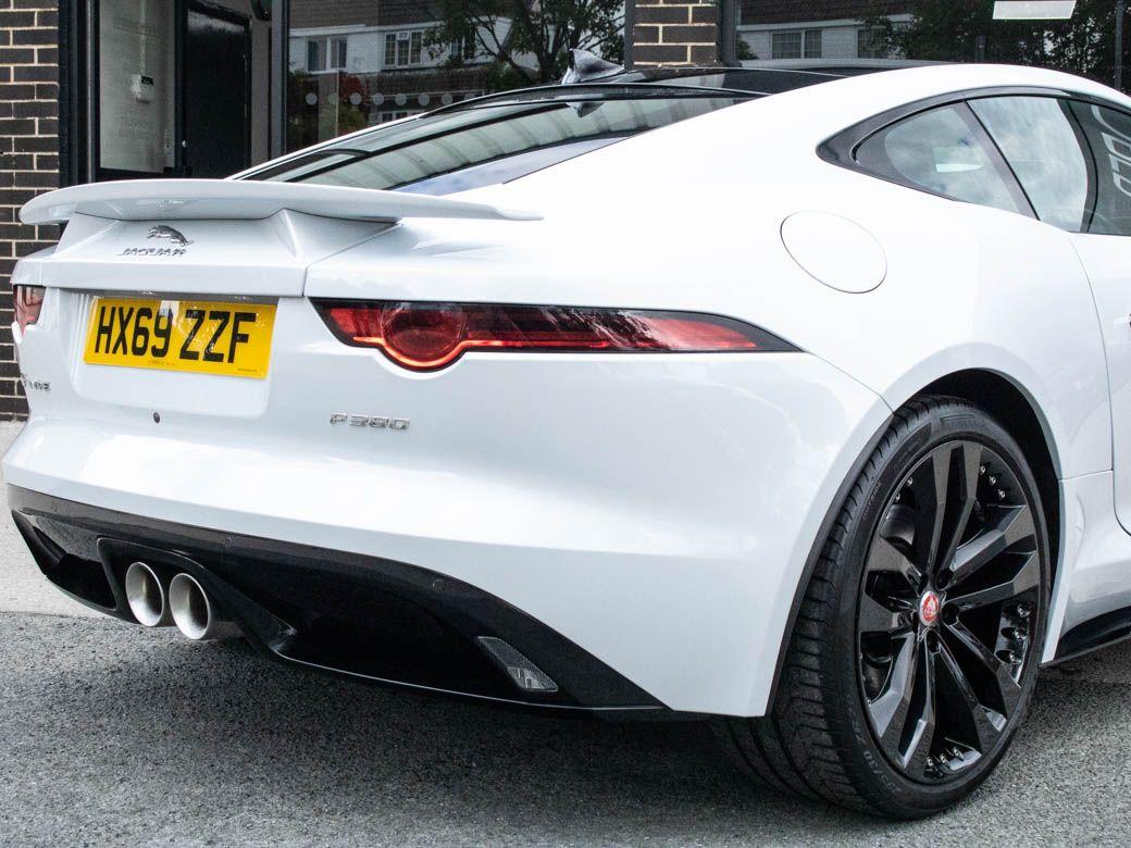 Jaguar F-Type 3.0V6 R-Dynamic Auto 380ps Coupe Petrol Yulong White Metallic