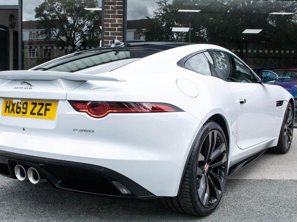 Jaguar F-Type 3.0V6 R-Dynamic Auto 380ps Coupe Petrol Yulong White Metallic