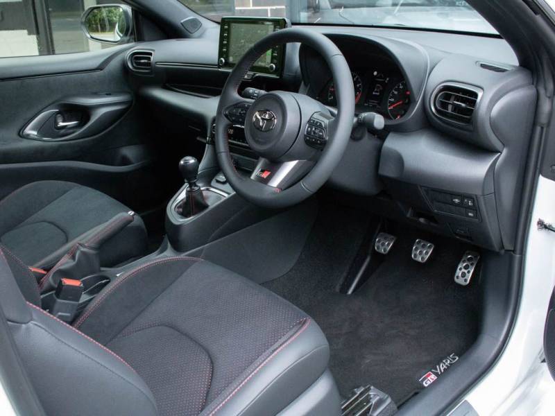 Toyota Gr Yaris   Registered:2022(22)