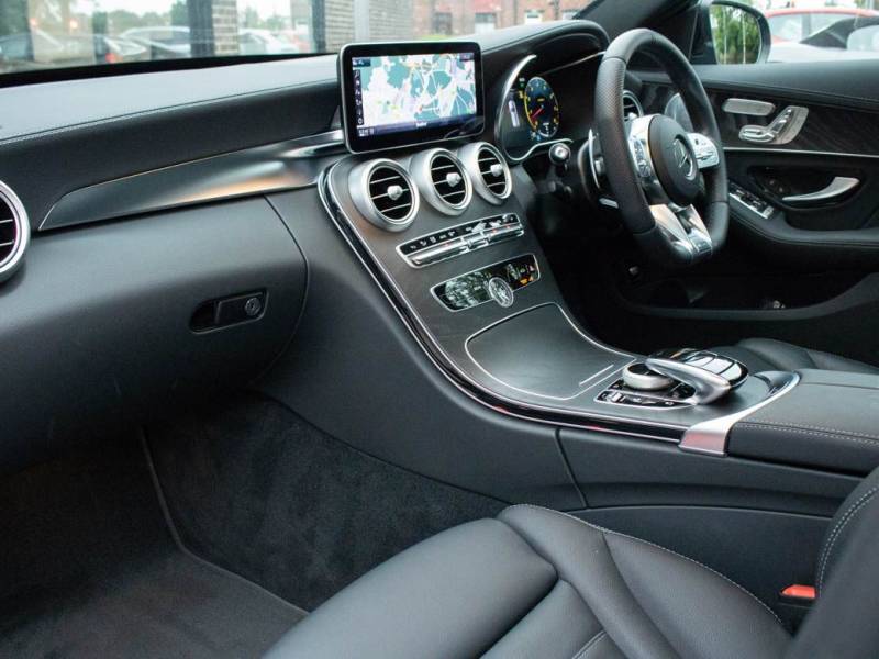 Mercedes Benz C Class   Registered:2021(70)