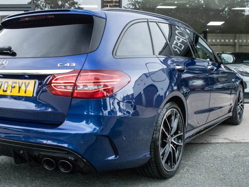 Mercedes Benz C Class   Registered:2021(70)