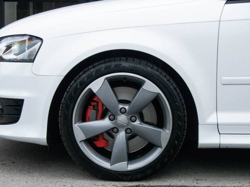 Audi A3   Registered:2012(12)