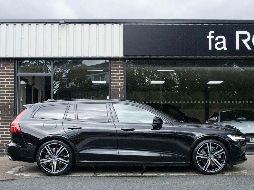 Volvo V60 2.0 B5P MHEV Mild Hybrid R-Design Auto 250ps Estate Petrol Onyx Black Metallic