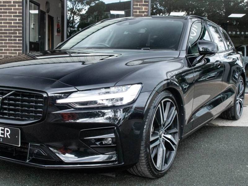 Volvo V60   Registered:2021(21)