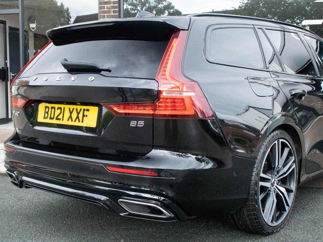 Volvo V60 2.0 B5P MHEV Mild Hybrid R-Design Auto 250ps Estate Petrol Onyx Black Metallic