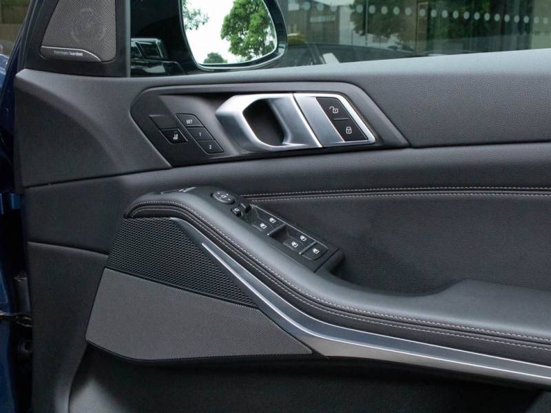 BMW X5   Registered:2019(19)