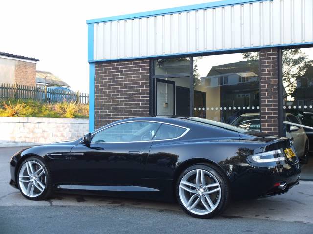 2012 Aston Martin Virage 5.9 V12 Coupe Touchtronic Auto