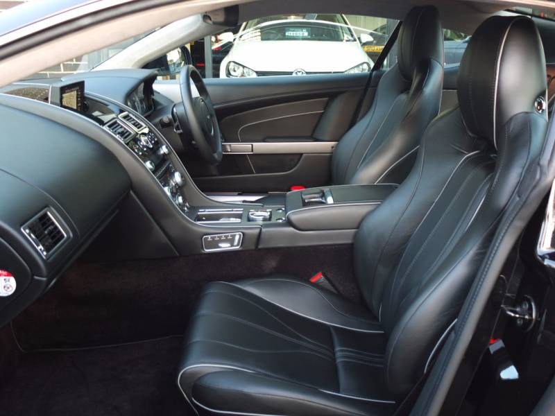 Aston Martin Virage   Registered:2012(62)