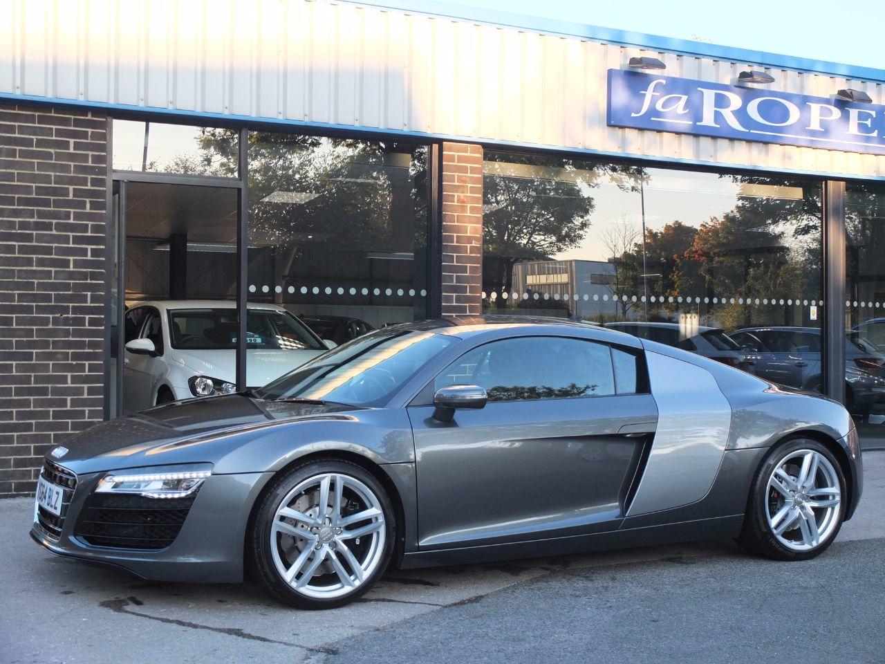 Audi R8 Coupe 4.2 FSI V8 Quattro S Tronic 430ps Coupe Petrol Daytona Grey Metallic, Quartz Grey Side Blades