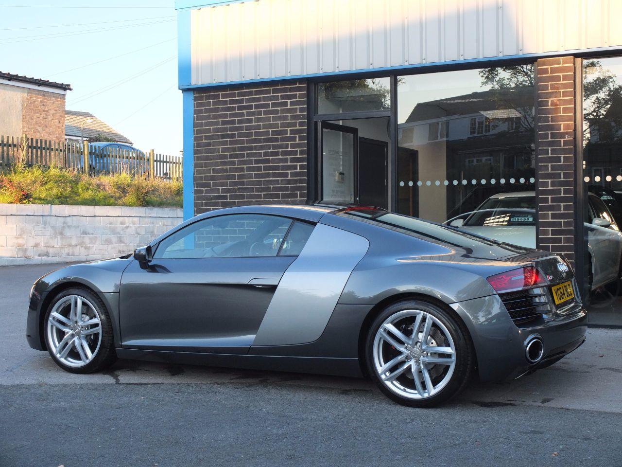 Audi R8 Coupe 4.2 FSI V8 Quattro S Tronic 430ps Coupe Petrol Daytona Grey Metallic, Quartz Grey Side Blades