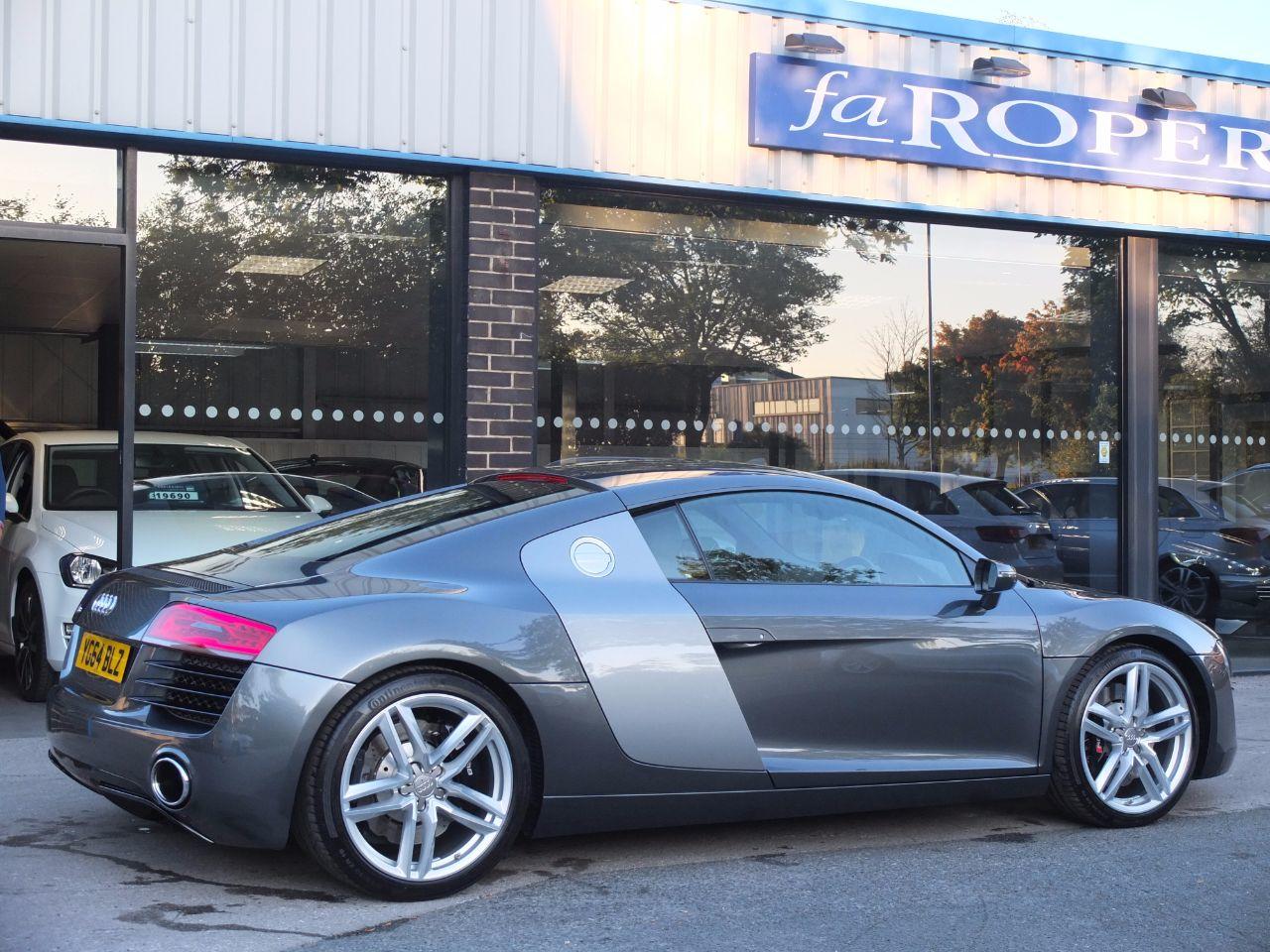 Audi R8 Coupe 4.2 FSI V8 Quattro S Tronic 430ps Coupe Petrol Daytona Grey Metallic, Quartz Grey Side Blades