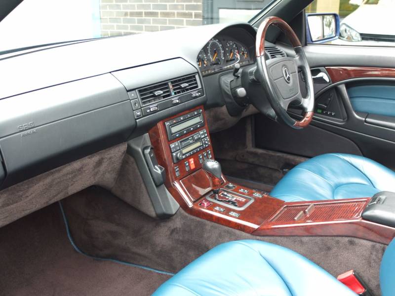 Mercedes Benz 600   Registered:1997(R)