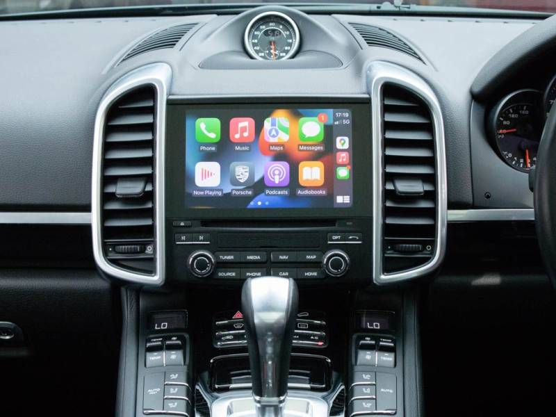 Porsche Cayenne   Registered:2016(66)