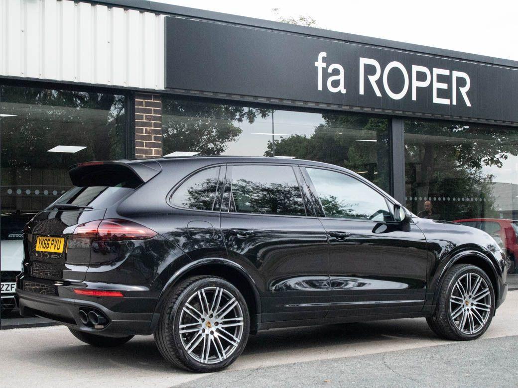 Porsche Cayenne 3.0 TD V6 Platinum Edition Tiptronic S AWD Auto Estate Diesel Jet Black Metallic