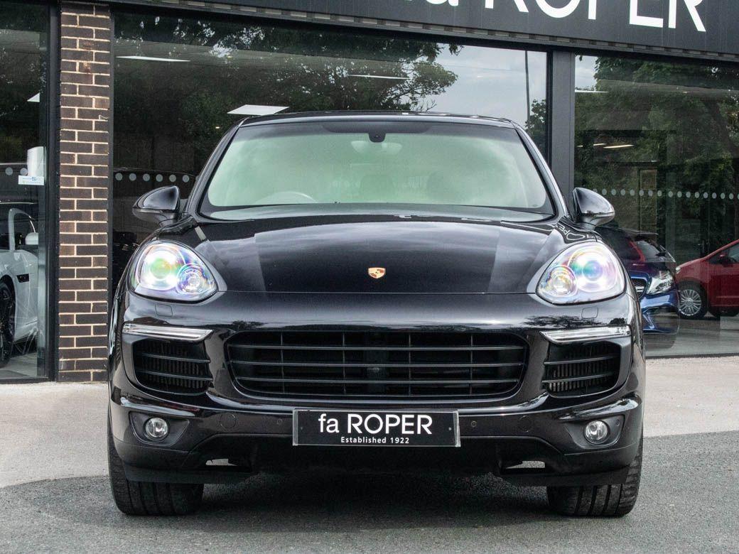 Porsche Cayenne 3.0 TD V6 Platinum Edition Tiptronic S AWD Auto Estate Diesel Jet Black Metallic