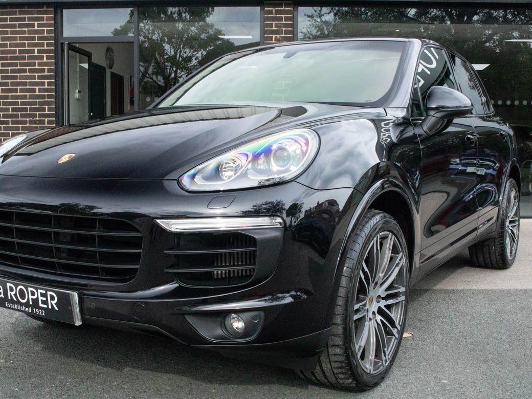 Porsche Cayenne 3.0 TD V6 Platinum Edition Tiptronic S AWD Auto Estate Diesel Jet Black Metallic