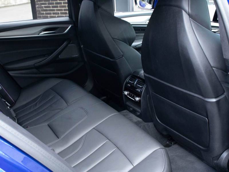 BMW M5   Registered:2019(69)