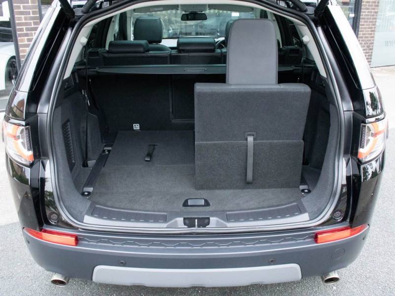 Land Rover Discovery Sport   Registered:2018(18)