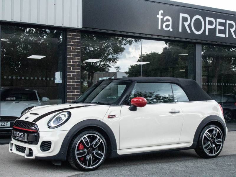 MINI Convertible   Registered:2019(69)