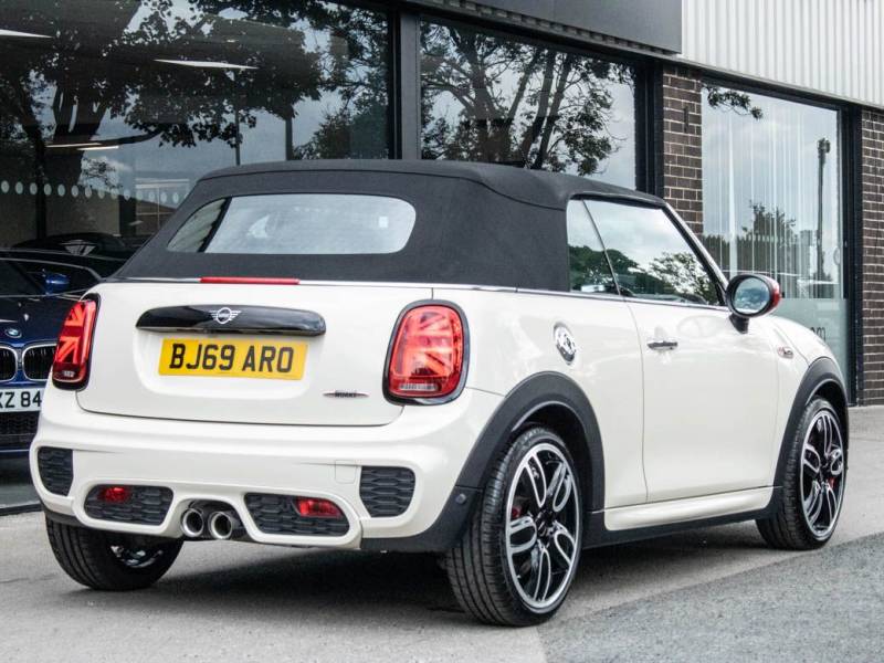 MINI Convertible   Registered:2019(69)