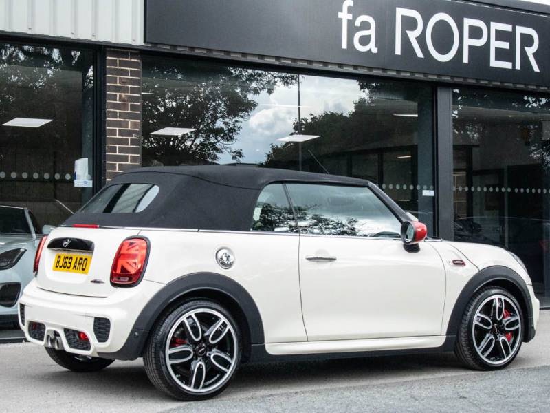 MINI Convertible   Registered:2019(69)