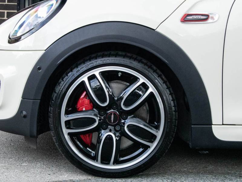 MINI Convertible   Registered:2019(69)