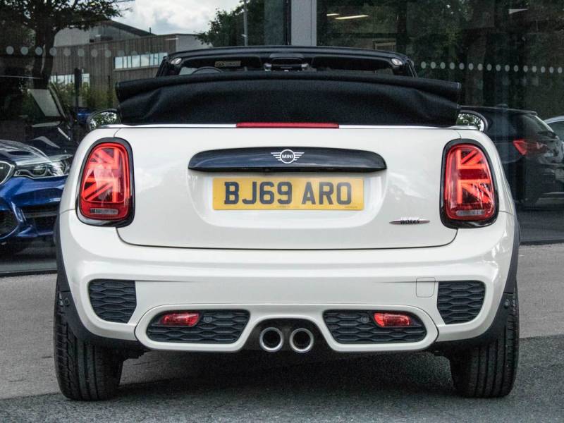 MINI Convertible   Registered:2019(69)